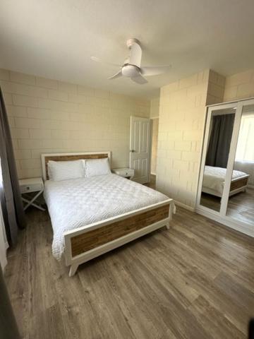 Апартаменты Harbour View 49 Urch Street Unit 4 Джералдтон Экстерьер фото